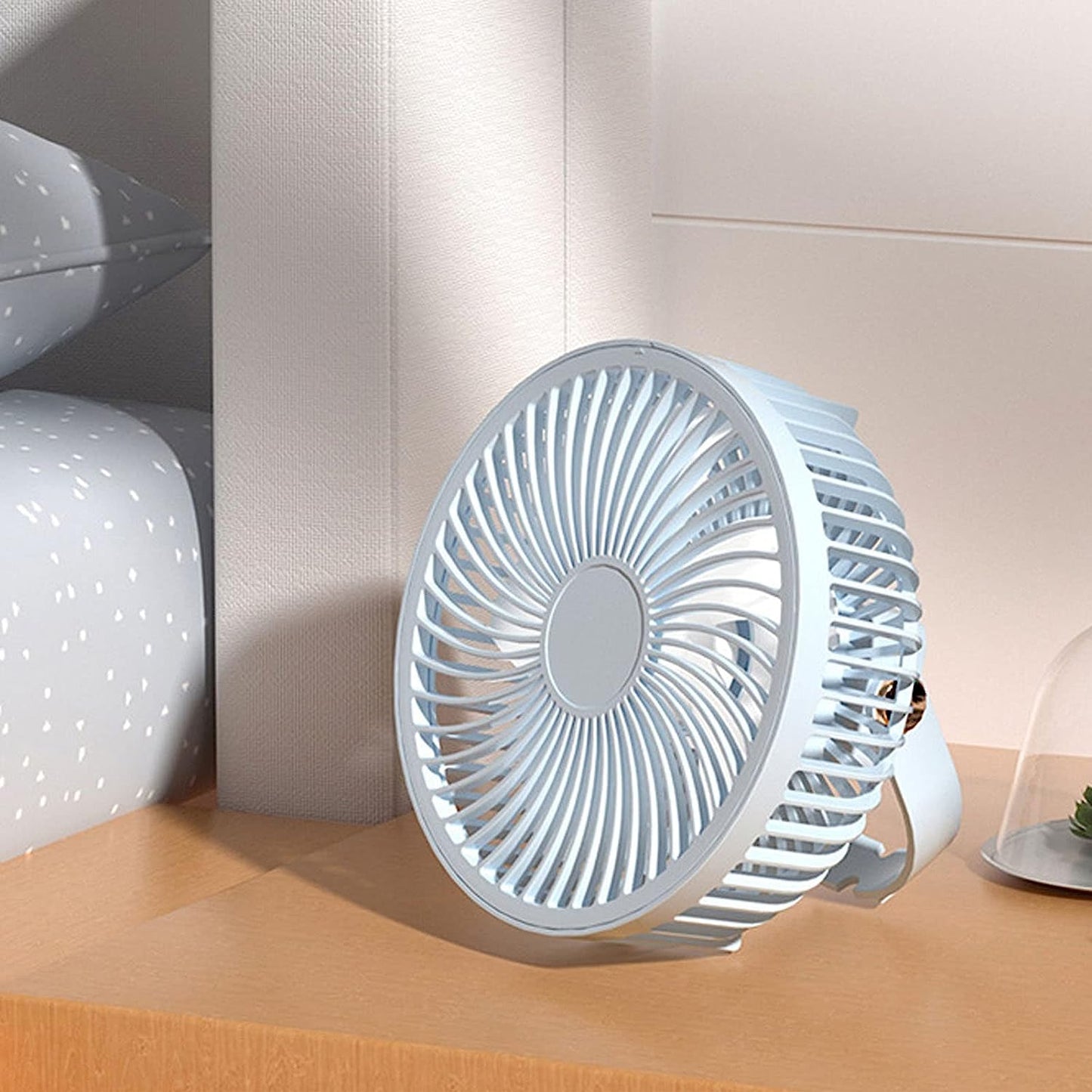 Mini Ventilador Portátil Con Luz LED Ajuste de 3 Velocidades Acabado ABS